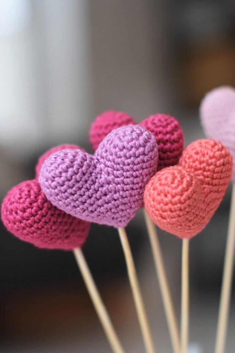 Crochet heart pattern Nosew little amigurumi heart lilleliis