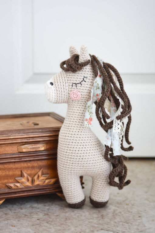 Crochet dreamland pony